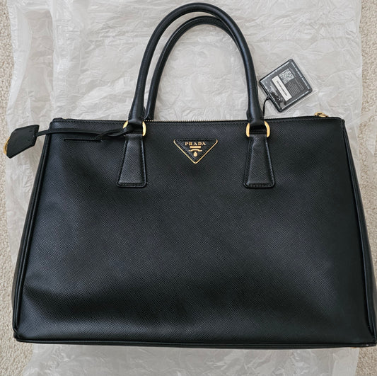 Pre-owned Prada Black Medium Galleria Bag